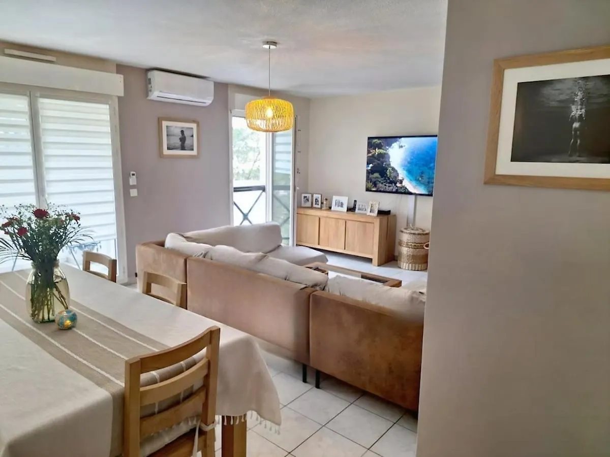 Apartment Appartement Hyeres France